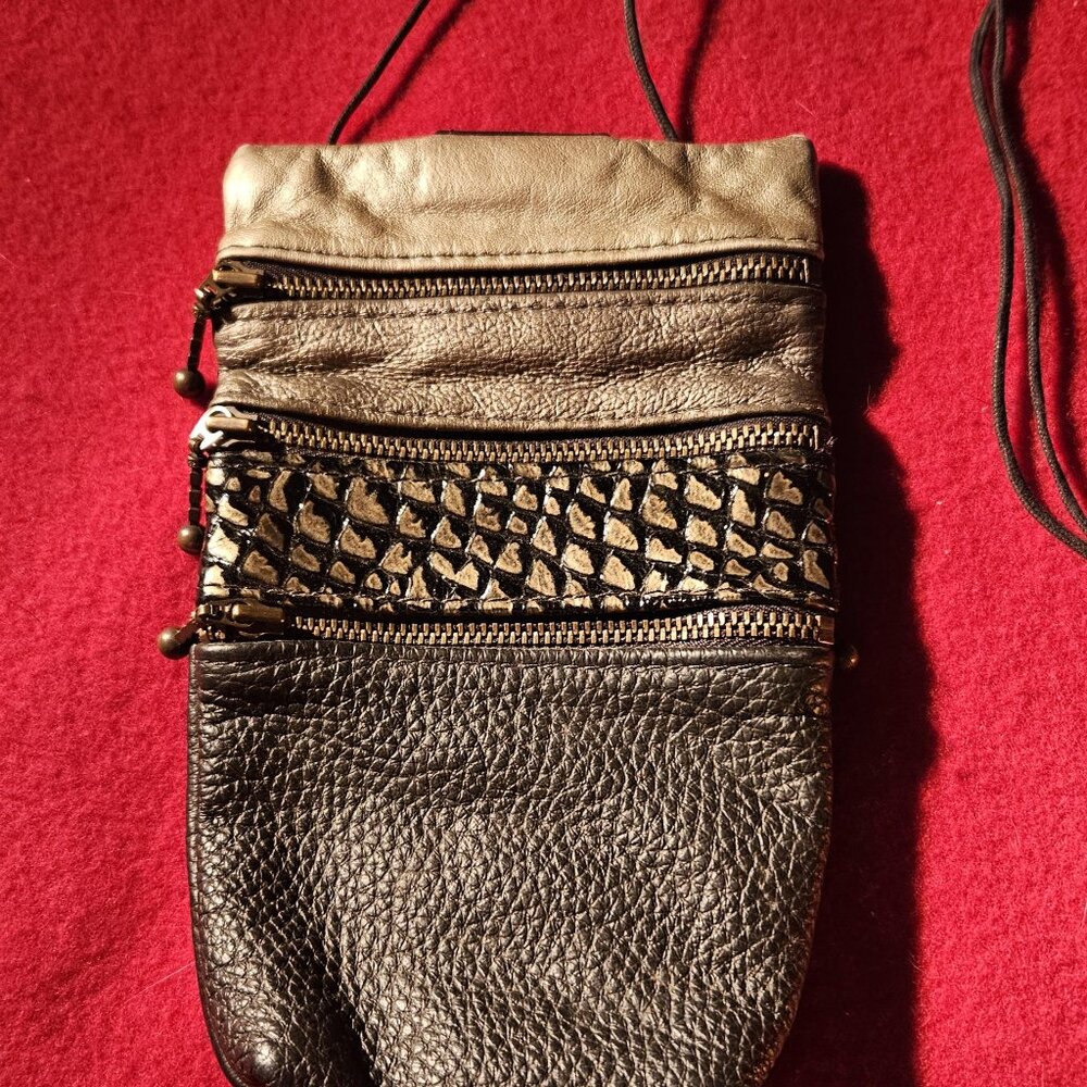 Karen Gunna Crossbody Purse - leather, black and gold, converts to belt purse